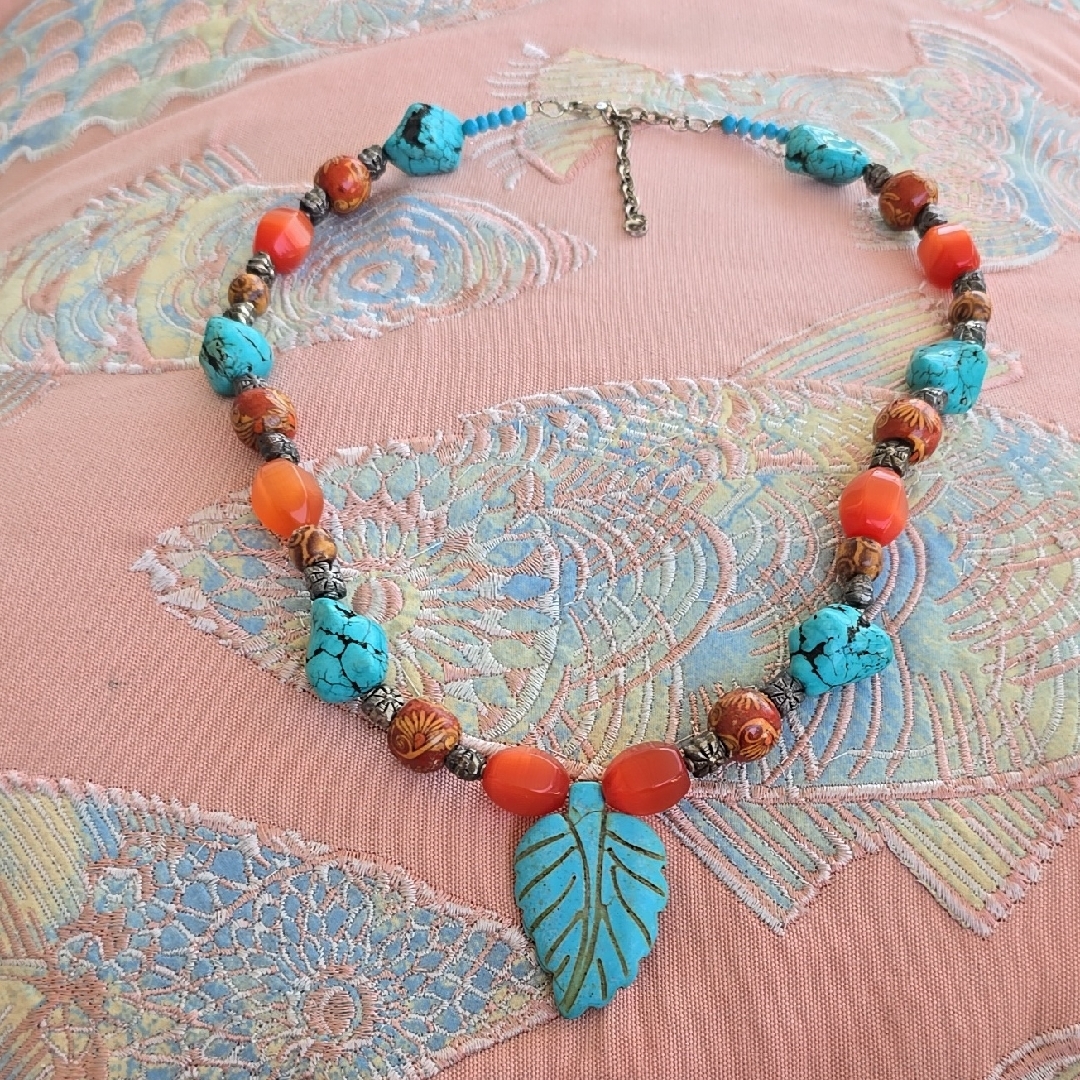 Orange And Green Beaded Necklace With Leaf Pendant 36$